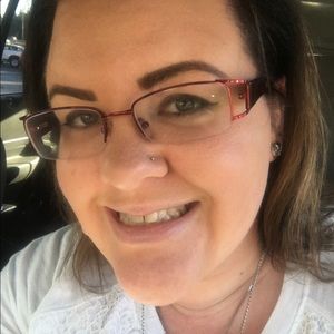 Meet your Posher, Kelli